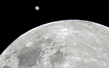 Júpiter coqueteando con la Luna a la vista de todos